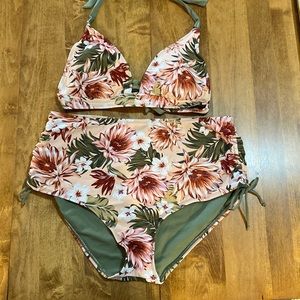 Super cute, High-waist, full-coverage bikini